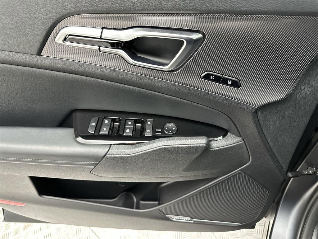 used 2023 Kia Sportage Hybrid car, priced at $32,608