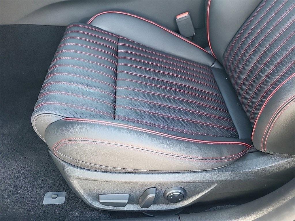 new 2025 Genesis G70 car, priced at $46,170