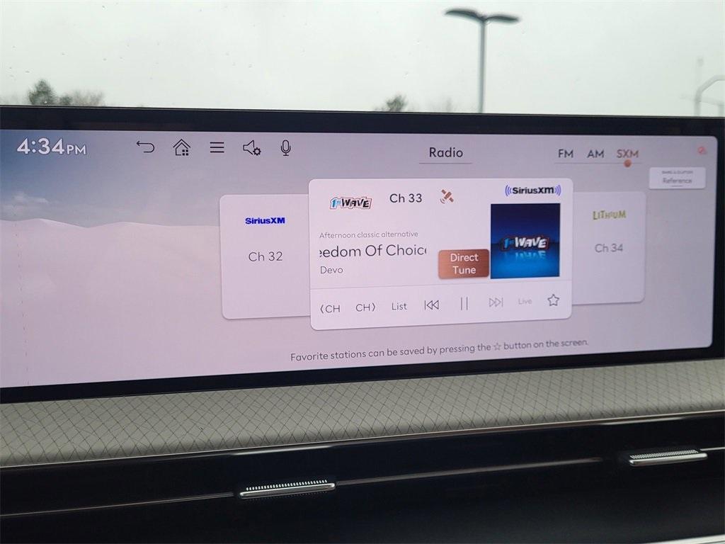 new 2025 Genesis GV80 car, priced at $76,105