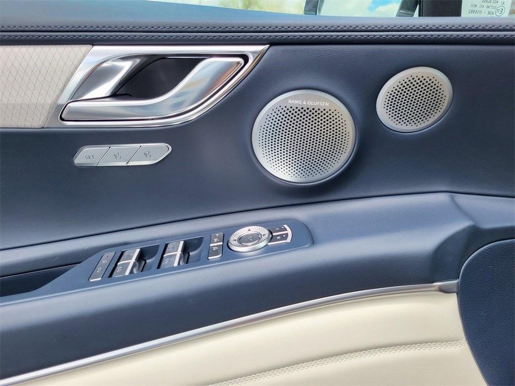 new 2025 Genesis GV80 car, priced at $81,220