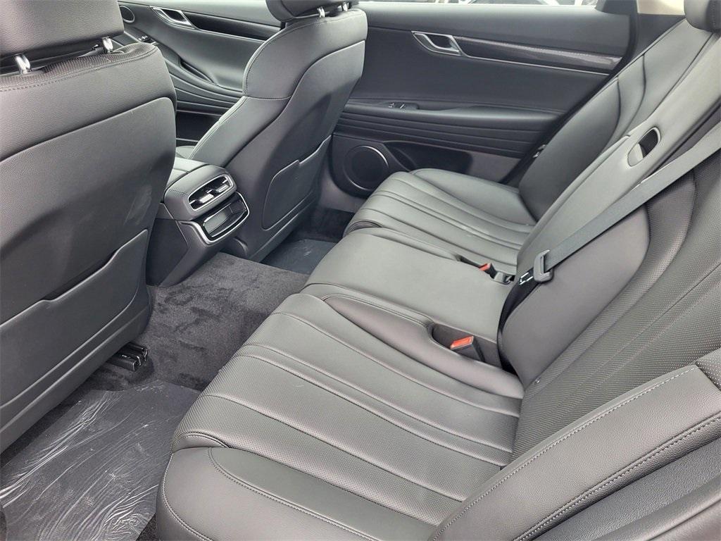 new 2025 Genesis G80 car, priced at $59,275
