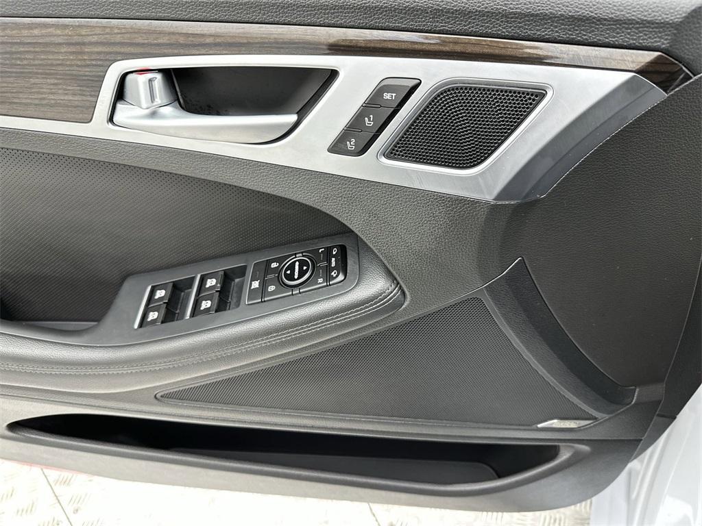 used 2017 Genesis G80 car, priced at $16,810