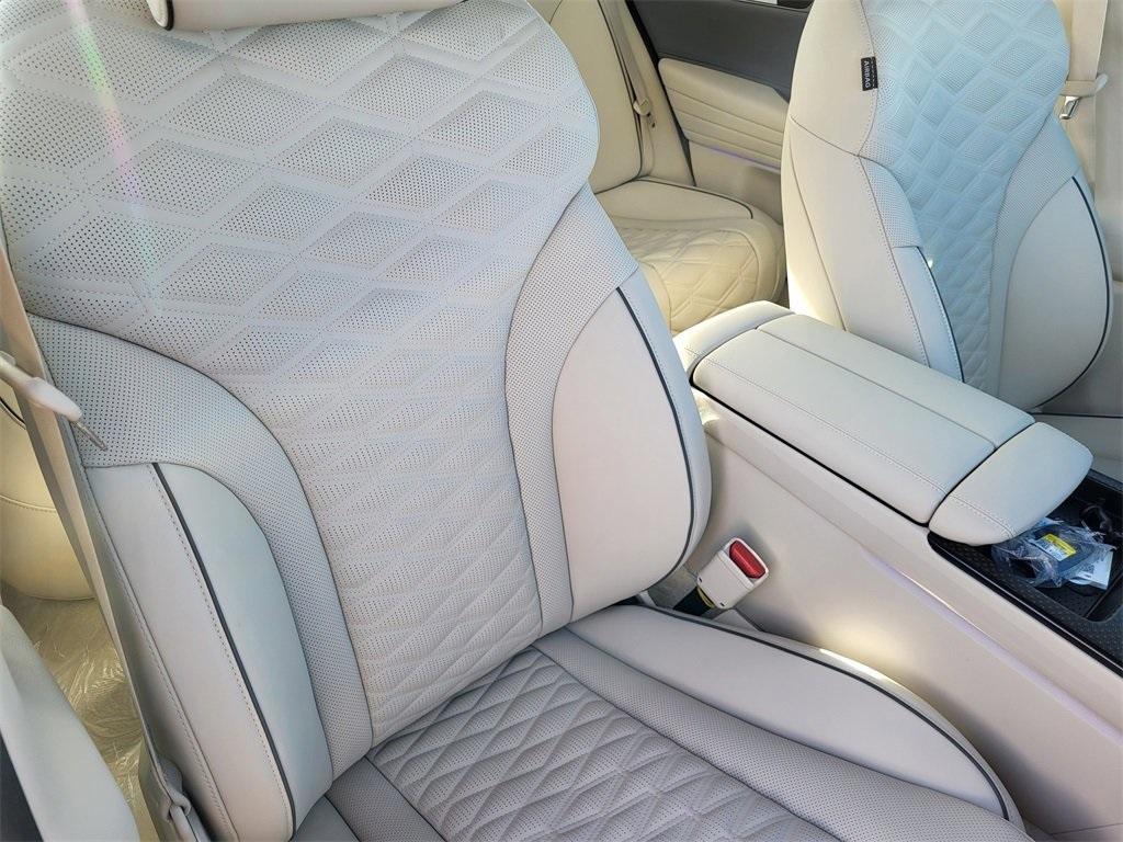 new 2026 Genesis G80 car, priced at $81,429