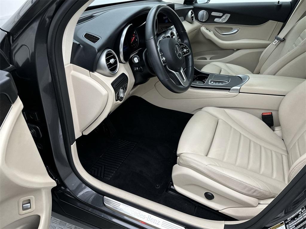used 2020 Mercedes-Benz GLC 300 car, priced at $21,299