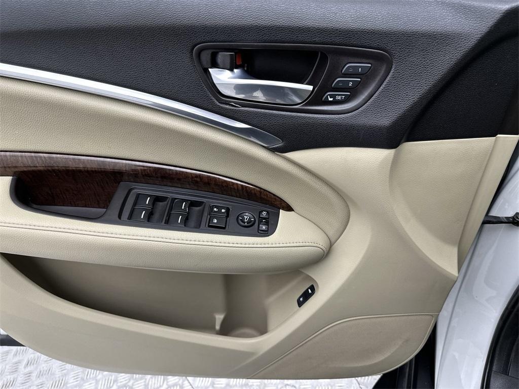 used 2018 Acura MDX car, priced at $19,602