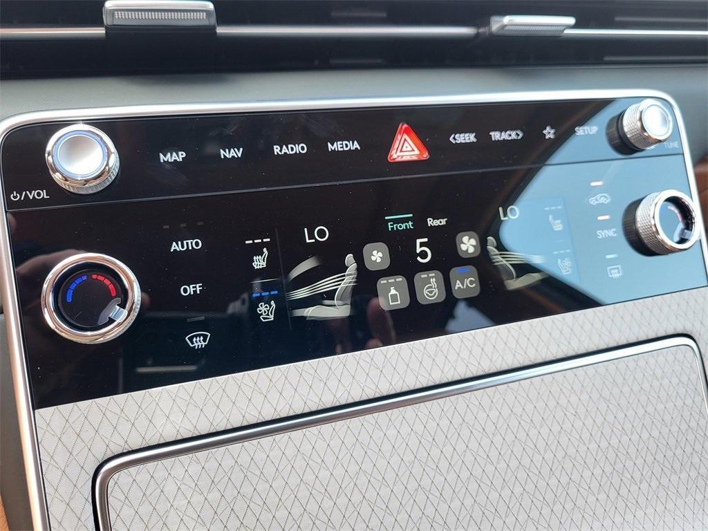new 2025 Genesis GV80 car, priced at $81,250