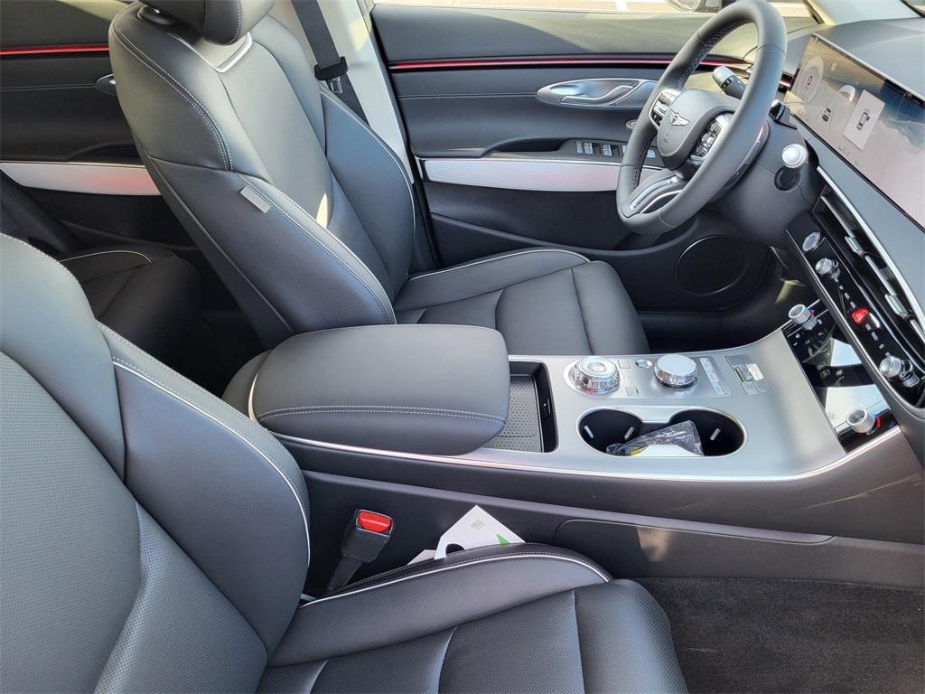 new 2026 Genesis GV70 car