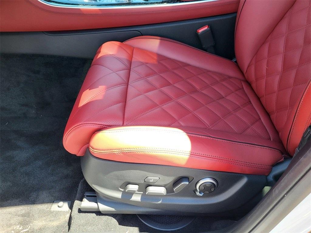 new 2026 Genesis GV70 car