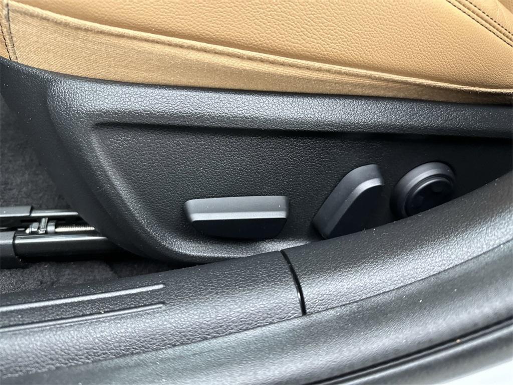 used 2022 Genesis G70 car, priced at $36,500