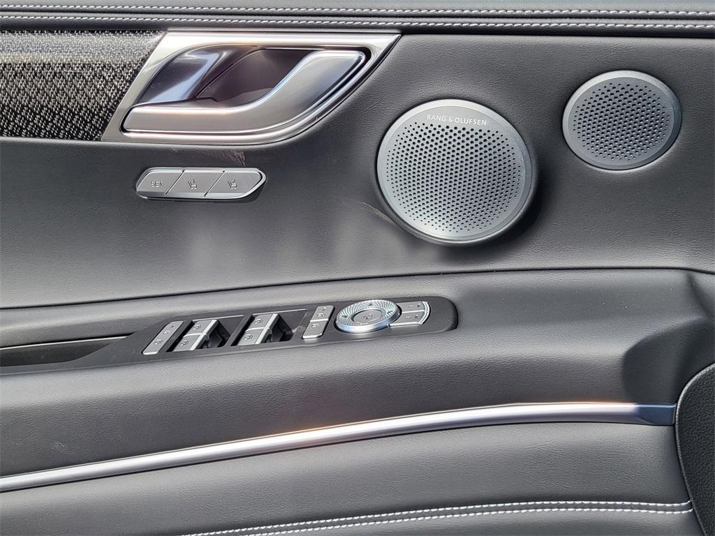 new 2026 Genesis GV80 Coupe car, priced at $91,019