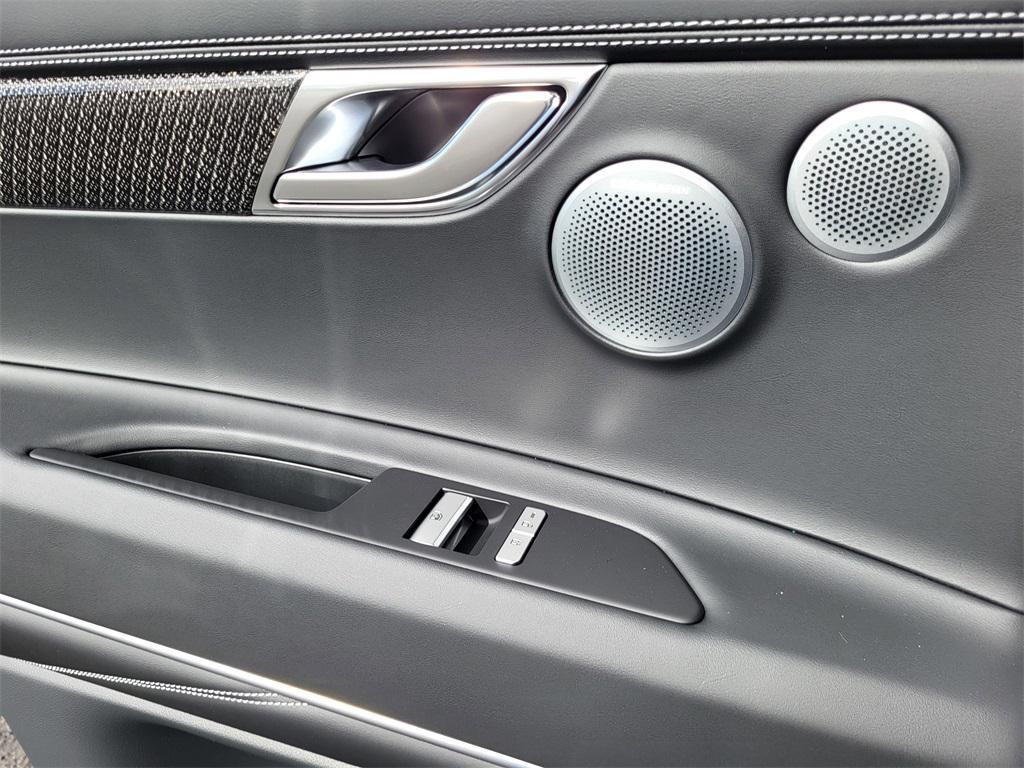 new 2026 Genesis GV80 Coupe car, priced at $91,019