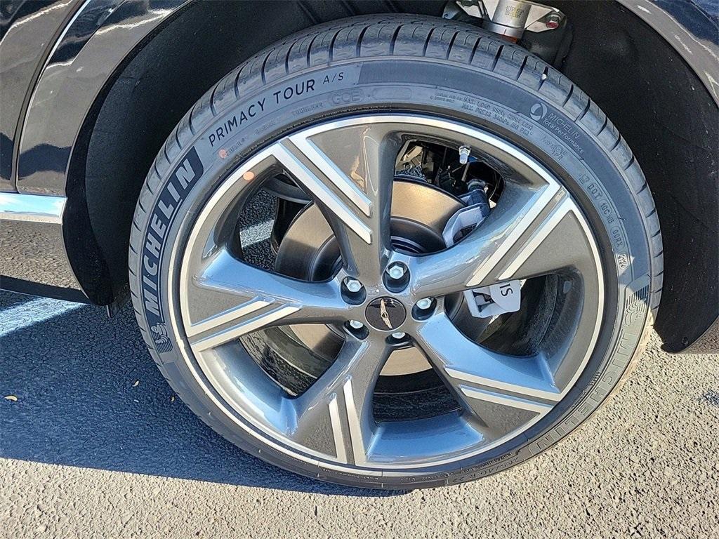 new 2025 Genesis GV80 car, priced at $82,935