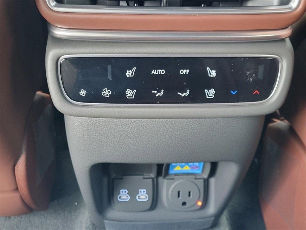 new 2025 Genesis GV80 car, priced at $82,935