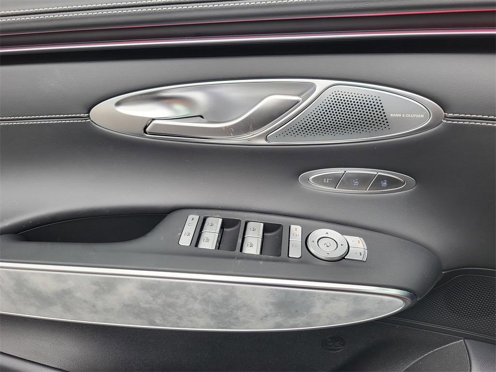 new 2026 Genesis Electrified GV70 car, priced at $77,970