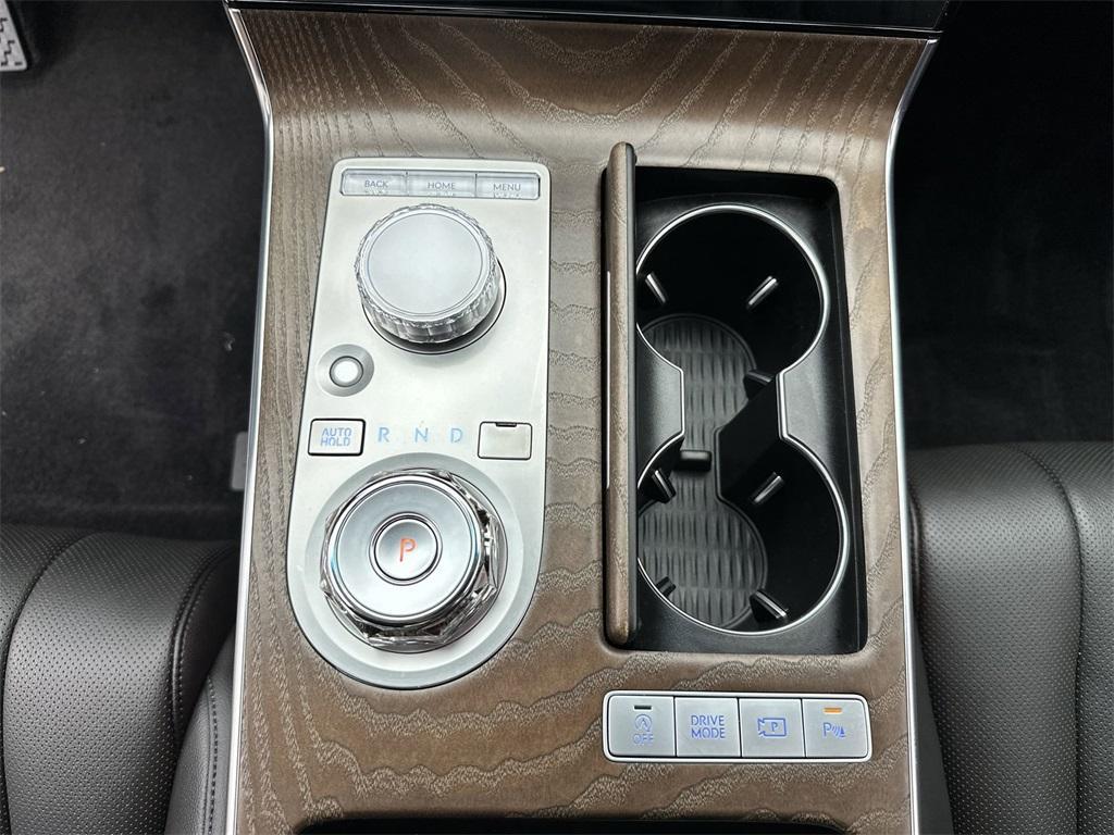 used 2025 Genesis G80 car, priced at $51,447