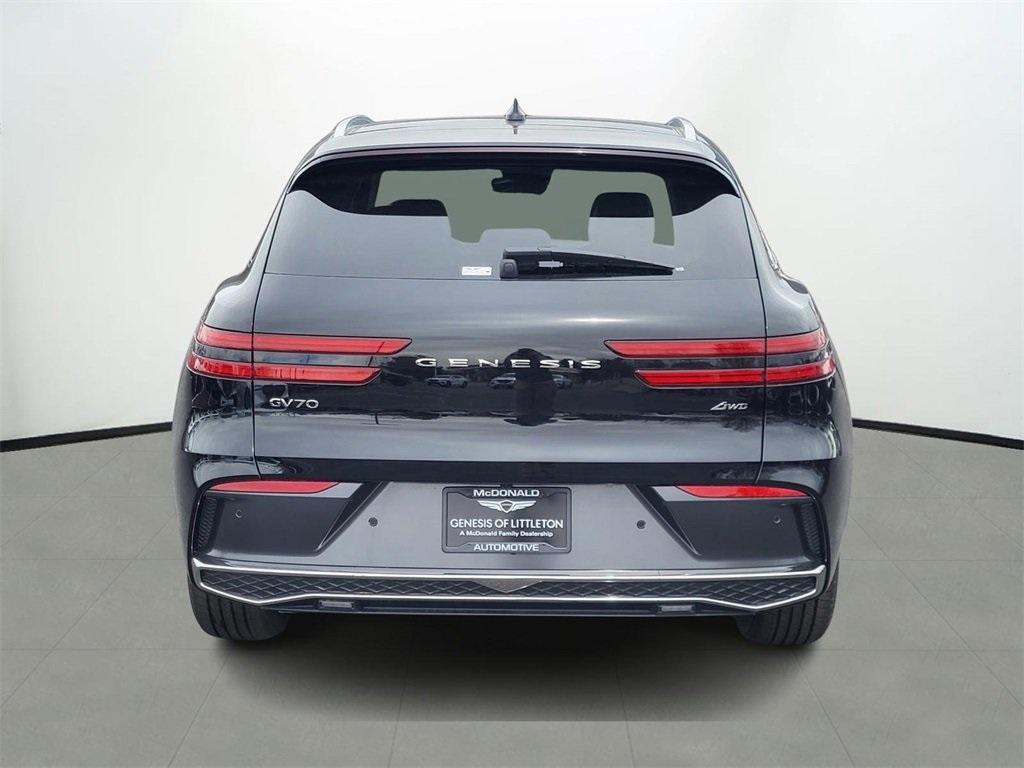 new 2026 Genesis GV70 car