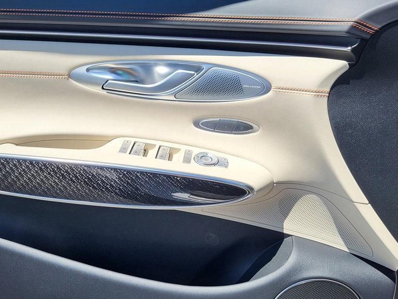new 2026 Genesis GV70 car