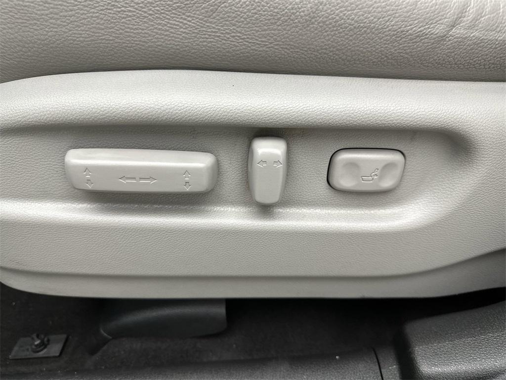 used 2016 Honda Pilot car, priced at $13,299