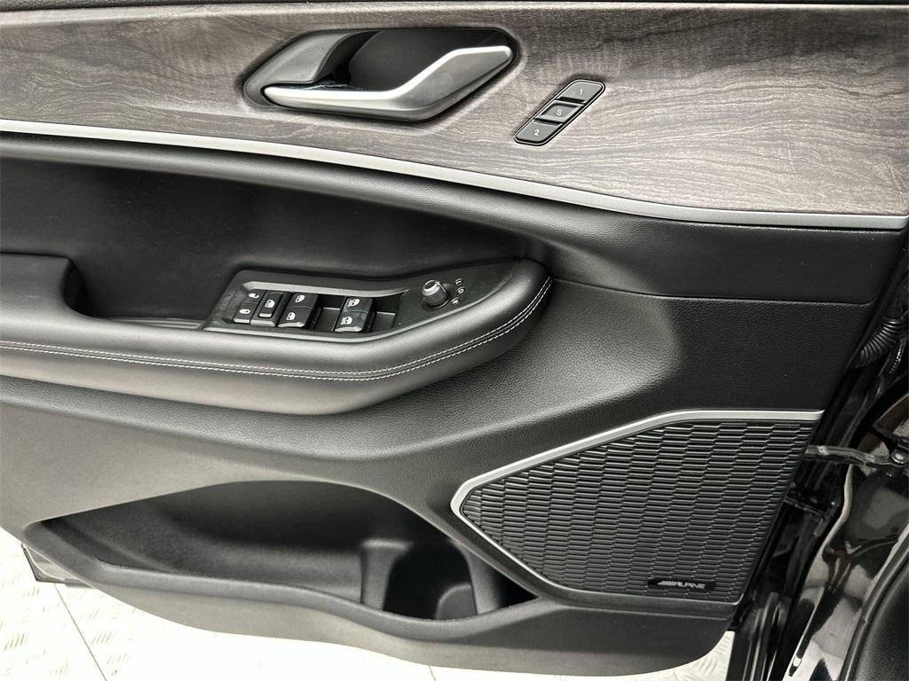 used 2021 Jeep Grand Cherokee L car, priced at $28,001