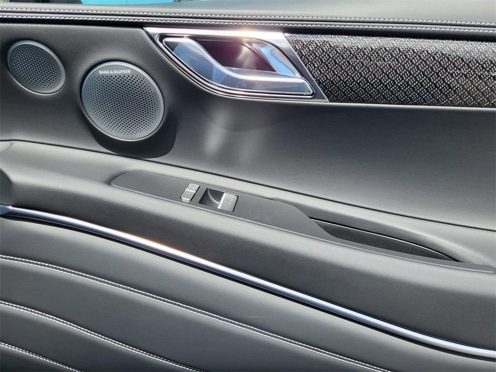 new 2026 Genesis GV80 Coupe car, priced at $91,019