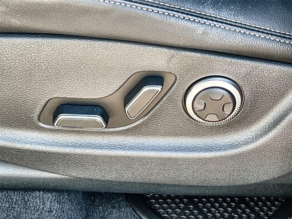 new 2025 Genesis GV70 car, priced at $54,660