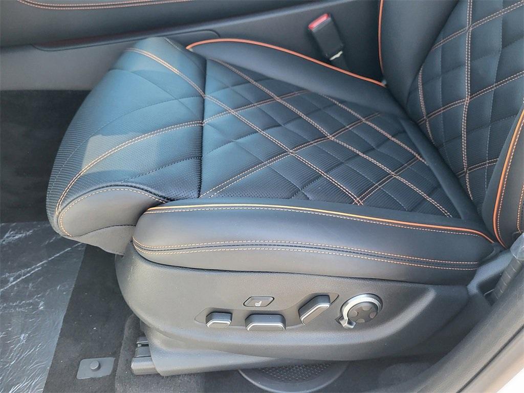 new 2026 Genesis GV70 car
