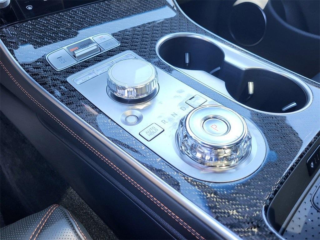 new 2026 Genesis GV70 car
