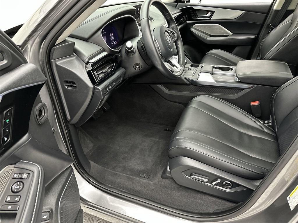 used 2023 Acura MDX car, priced at $41,799