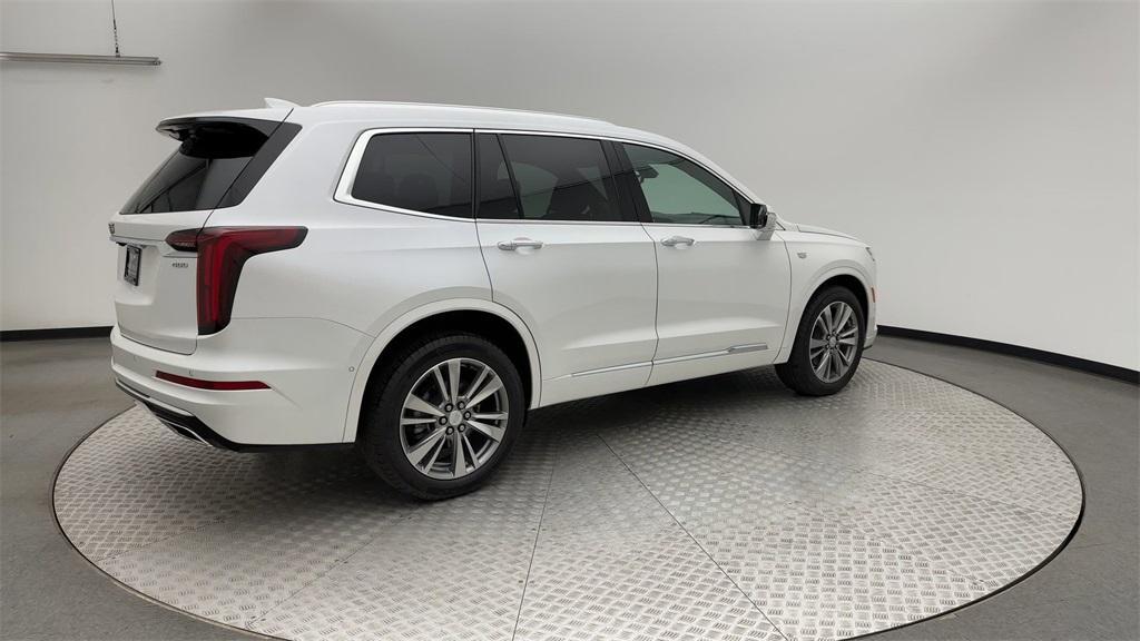 used 2022 Cadillac XT6 car, priced at $36,299