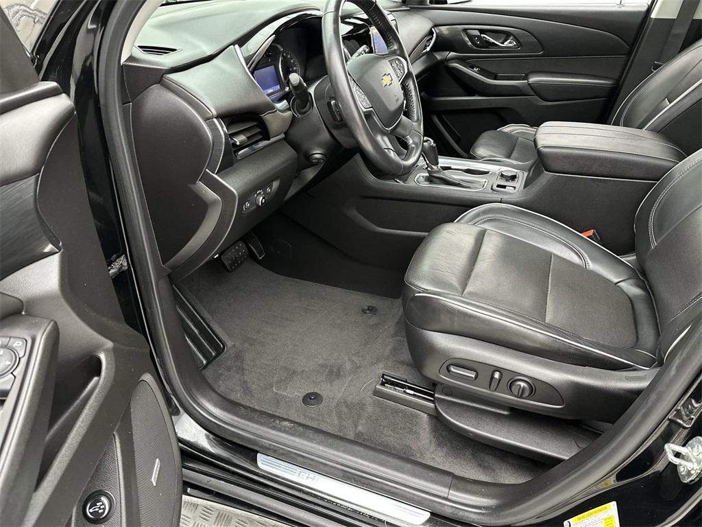 used 2020 Chevrolet Traverse car, priced at $29,799