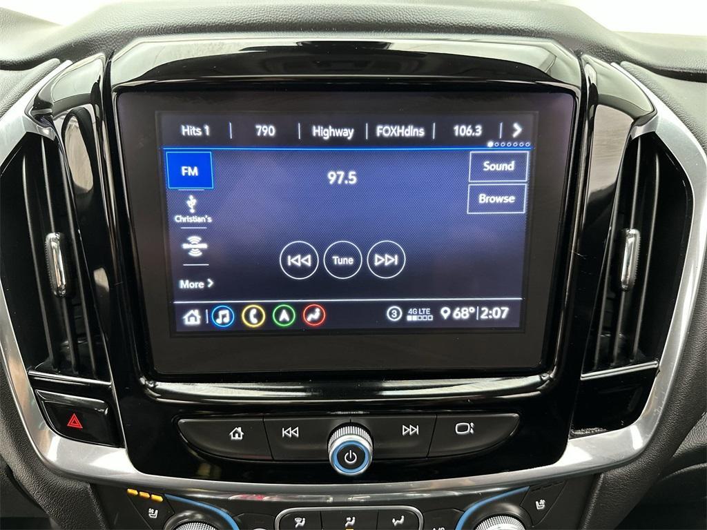 used 2020 Chevrolet Traverse car, priced at $29,799
