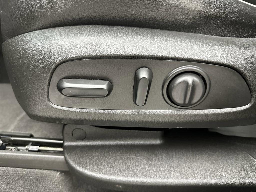used 2020 Chevrolet Traverse car, priced at $29,799