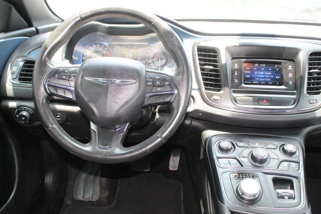 used 2016 Chrysler 200 car