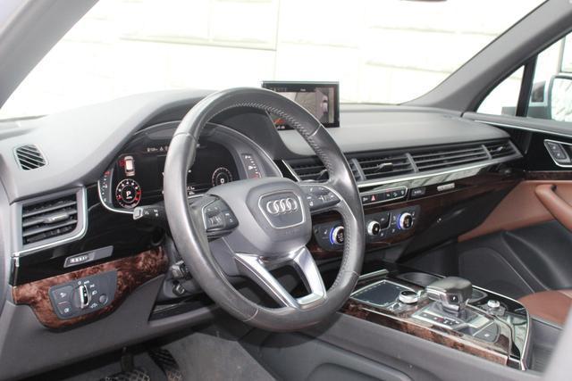 used 2017 Audi Q7 car