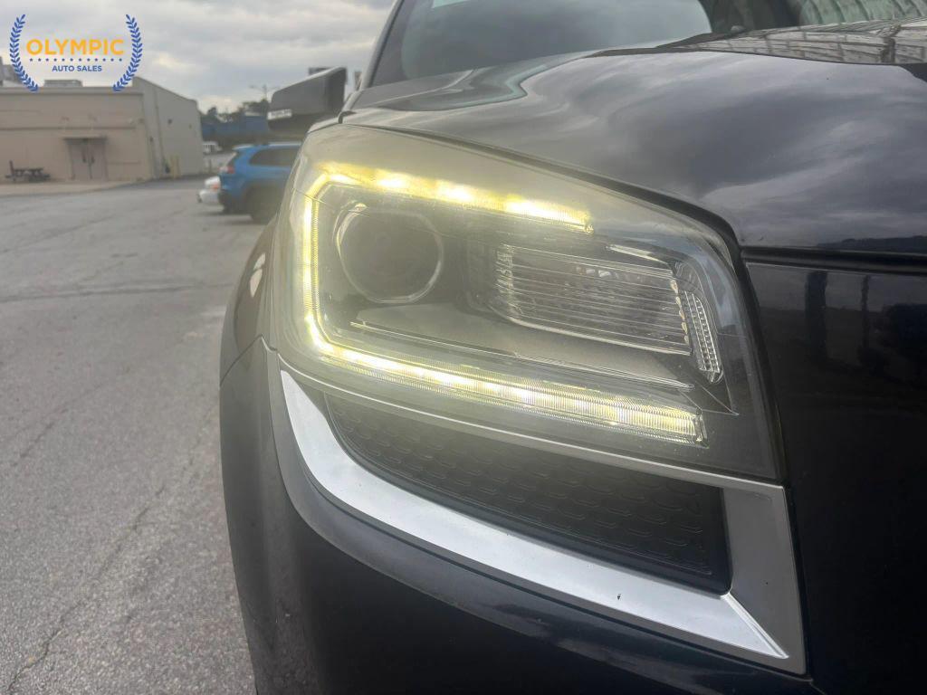 used 2015 GMC Acadia car, priced at $7,995