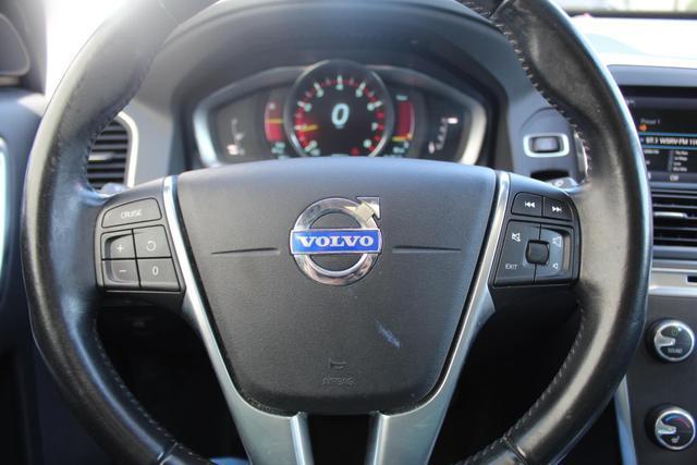 used 2015 Volvo XC60 car, priced at $12,165