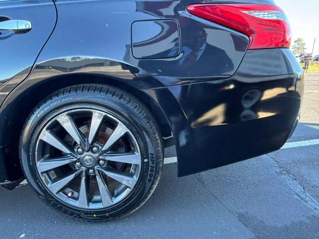 used 2017 Nissan Altima car