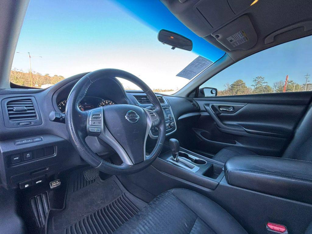 used 2017 Nissan Altima car