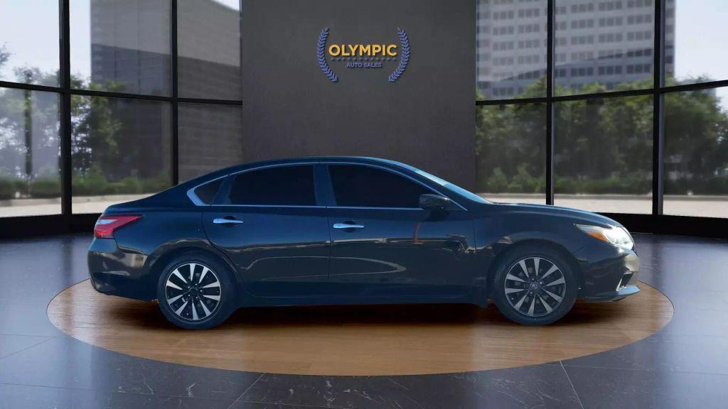 used 2017 Nissan Altima car