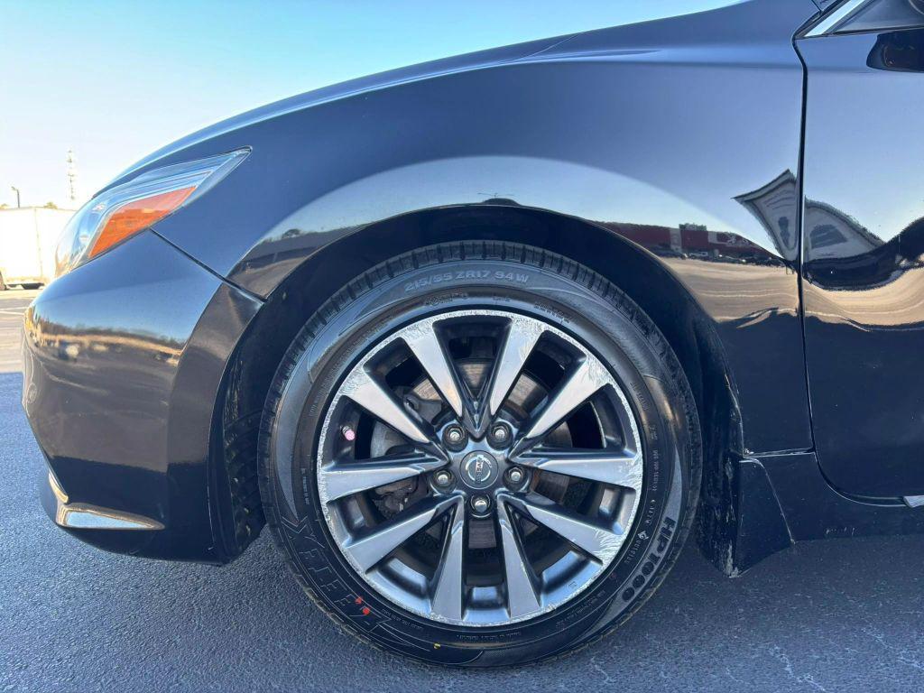 used 2017 Nissan Altima car