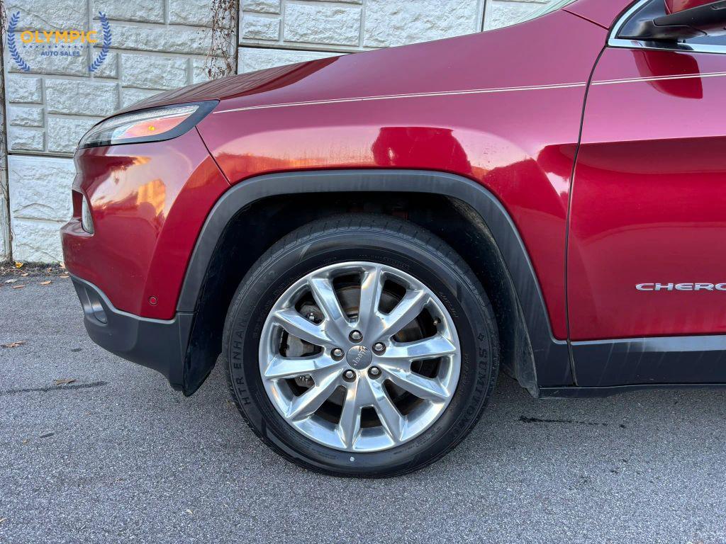 used 2017 Jeep Cherokee car, priced at $12,925