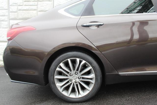 used 2015 Hyundai Genesis car