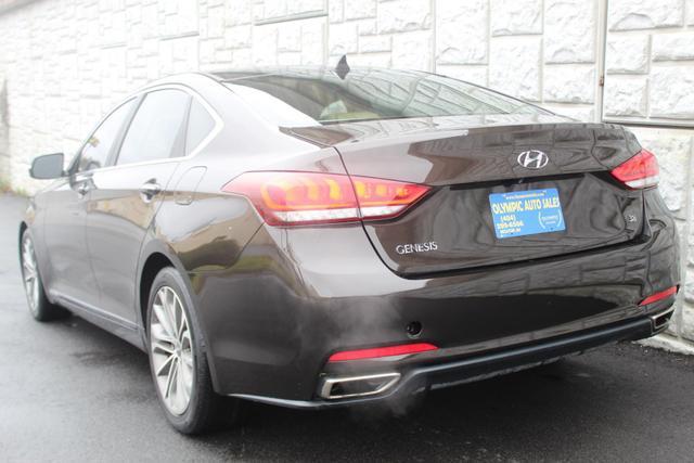 used 2015 Hyundai Genesis car