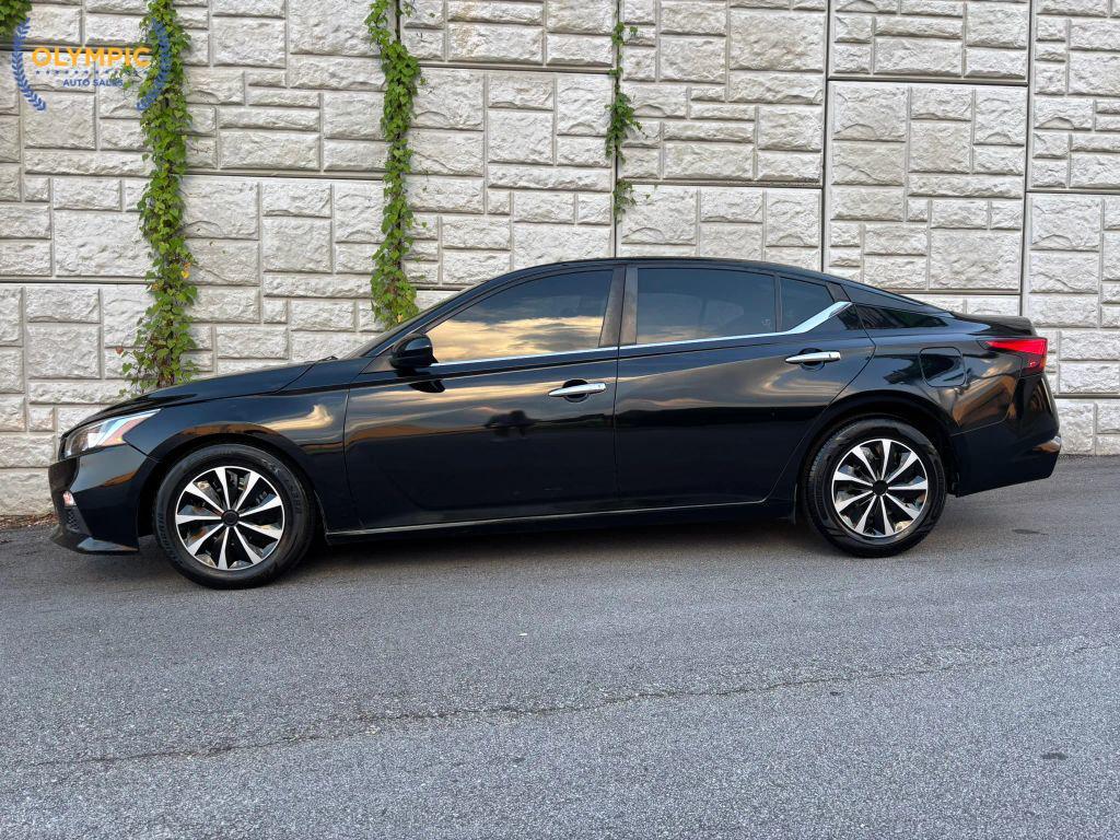 used 2019 Nissan Altima car, priced at $12,400