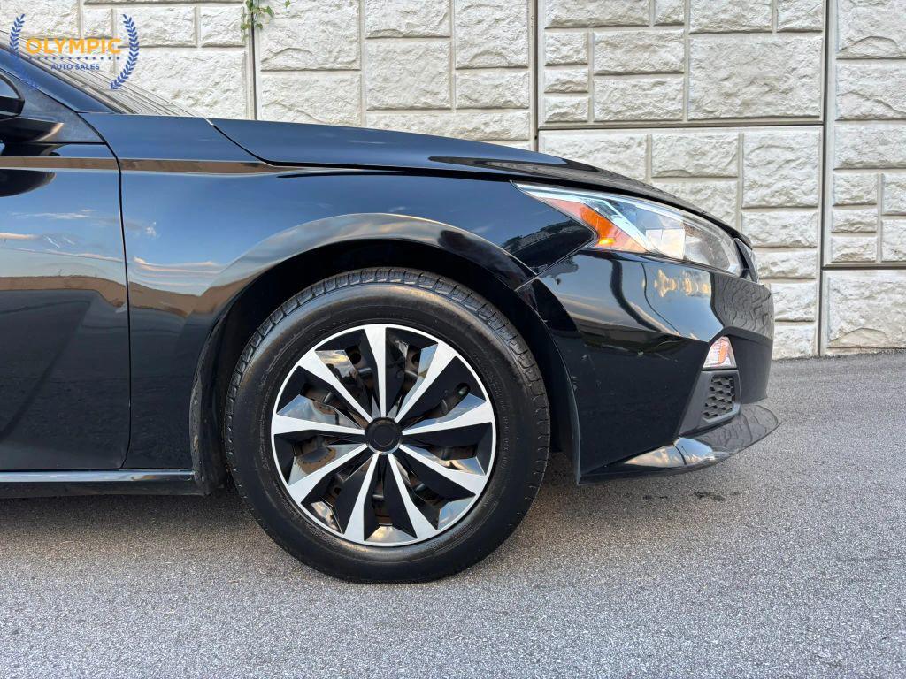 used 2019 Nissan Altima car, priced at $12,400