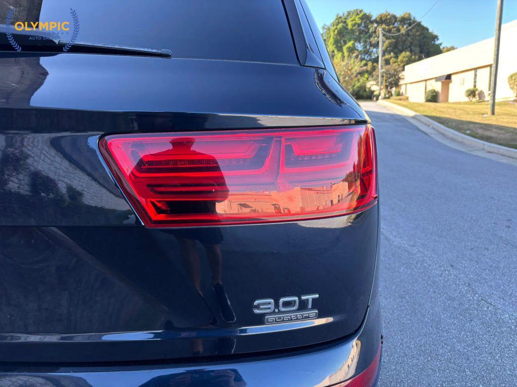 used 2018 Audi Q7 car, priced at $19,750