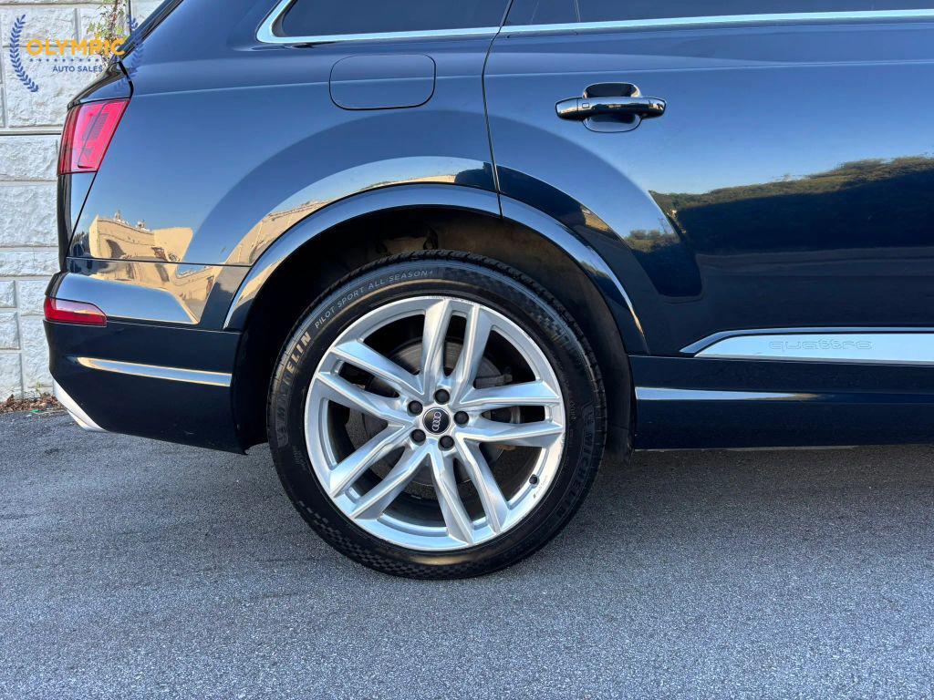 used 2018 Audi Q7 car, priced at $19,750