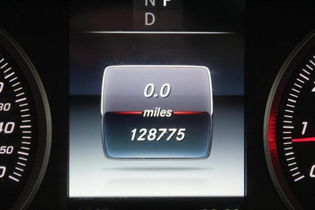 used 2016 Mercedes-Benz GLC 300 car