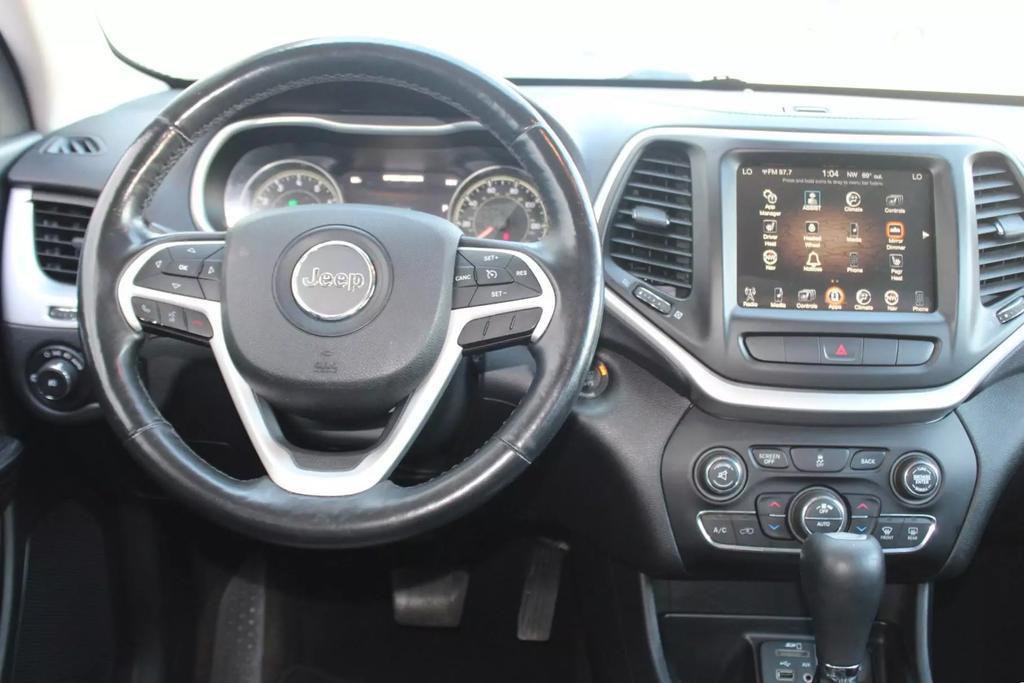 used 2014 Jeep Cherokee car, priced at $10,995