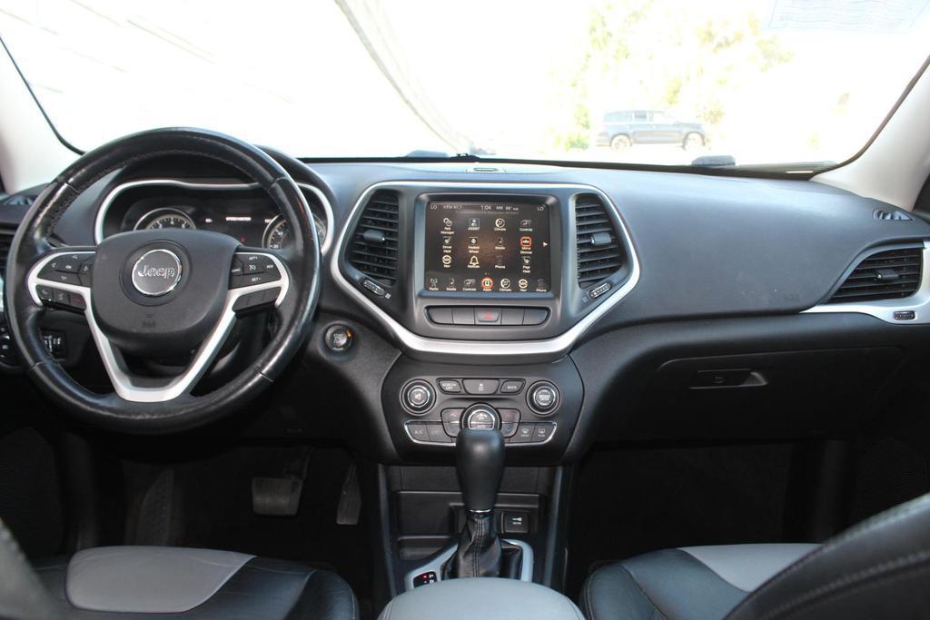 used 2014 Jeep Cherokee car, priced at $10,995